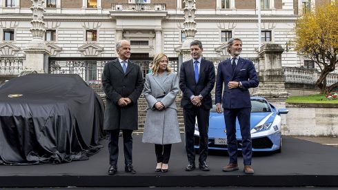 Italian State Police Drive Lamborghini Urus