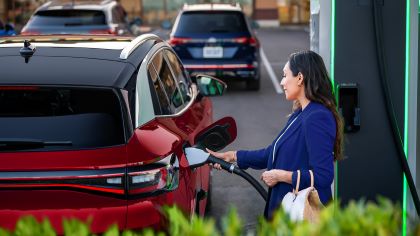 Volkswagen launches Plug&Charge at Electrify America