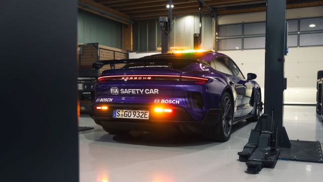 Porsche presents two new Formula E safety cars